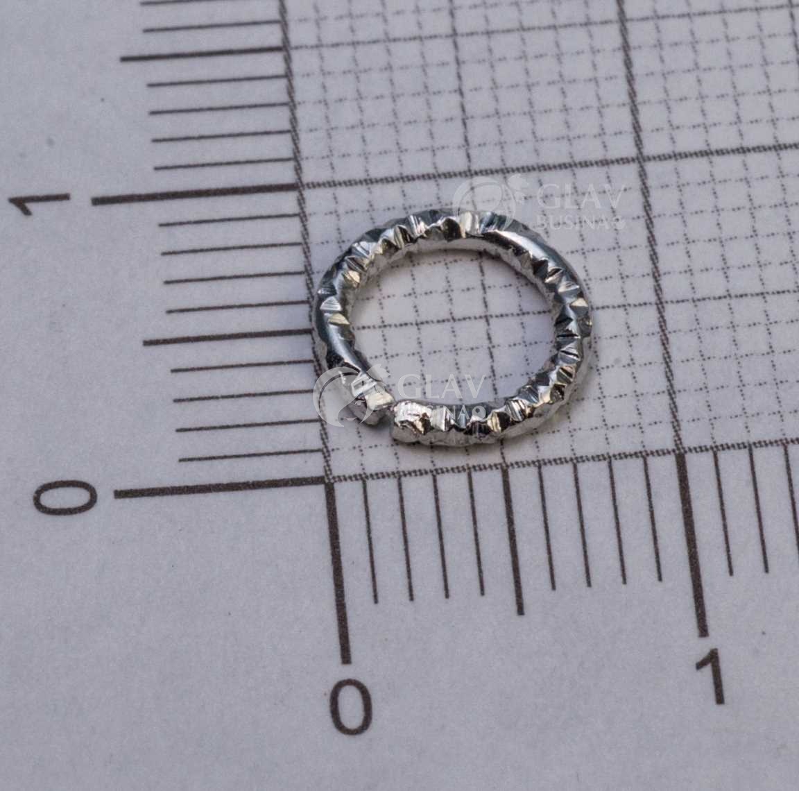 Колечки-коннекторы с насечками, 8х1.2 мм, цвет платина, закрытые, железные.
