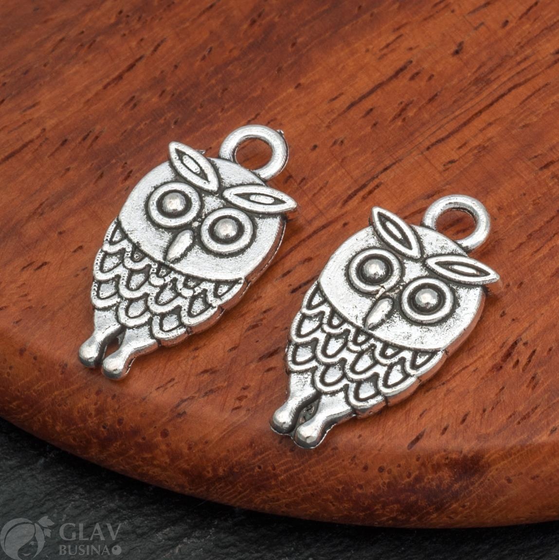 Подвеска двусторонняя из бижутерного сплава, стройная сова, 18х10х2мм, отв. 1,7мм, античное серебро.