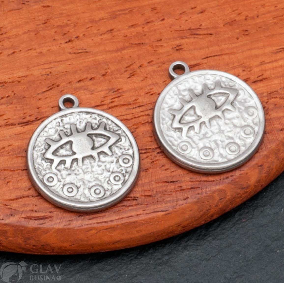 Глаз и пять элементов, долговечная круглая односторонняя подвеска из хирургической стали, р-р 18,5х16,2х1,9мм, отв 1,8мм.