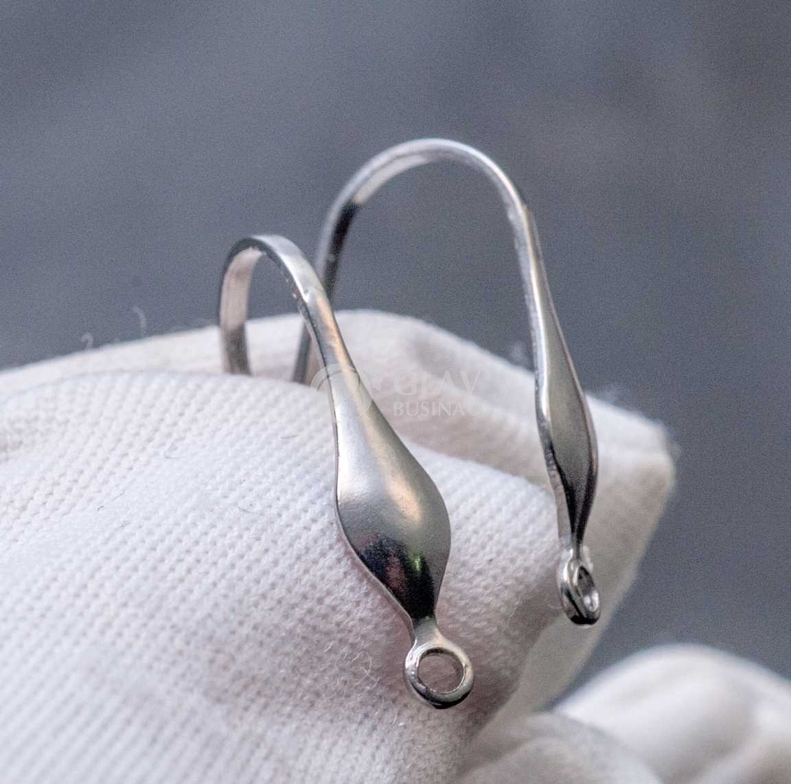 Швензы-крючки стальные мягий ромбик, р-р 20х4х0.7мм, отв-е1.2мм.