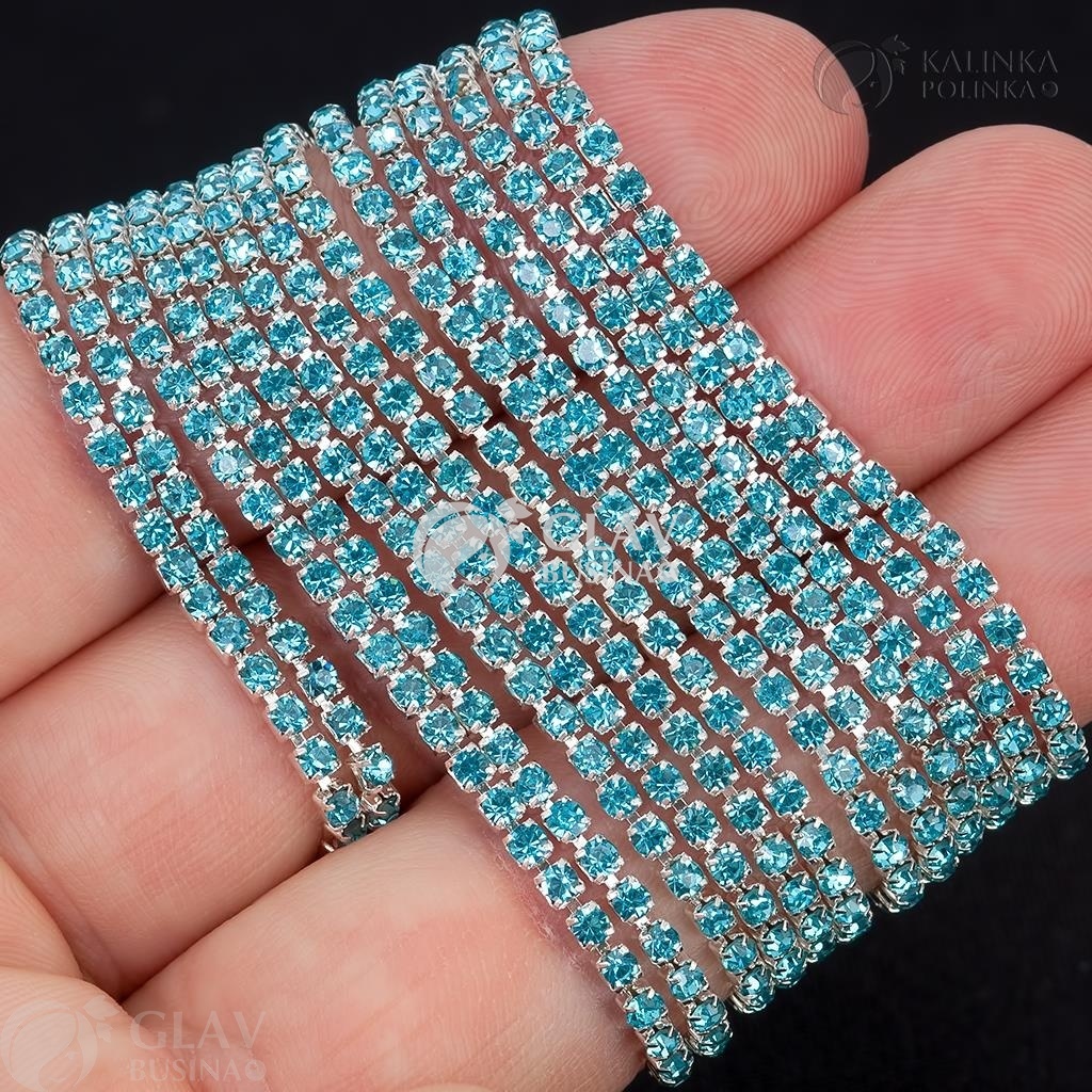 ОПТ (50 метров) Стразовая цепь, оправа латунная серебристая, стразы хрустальные, р-р 2мм, цвет аквамарин, в 5см. 20 страз