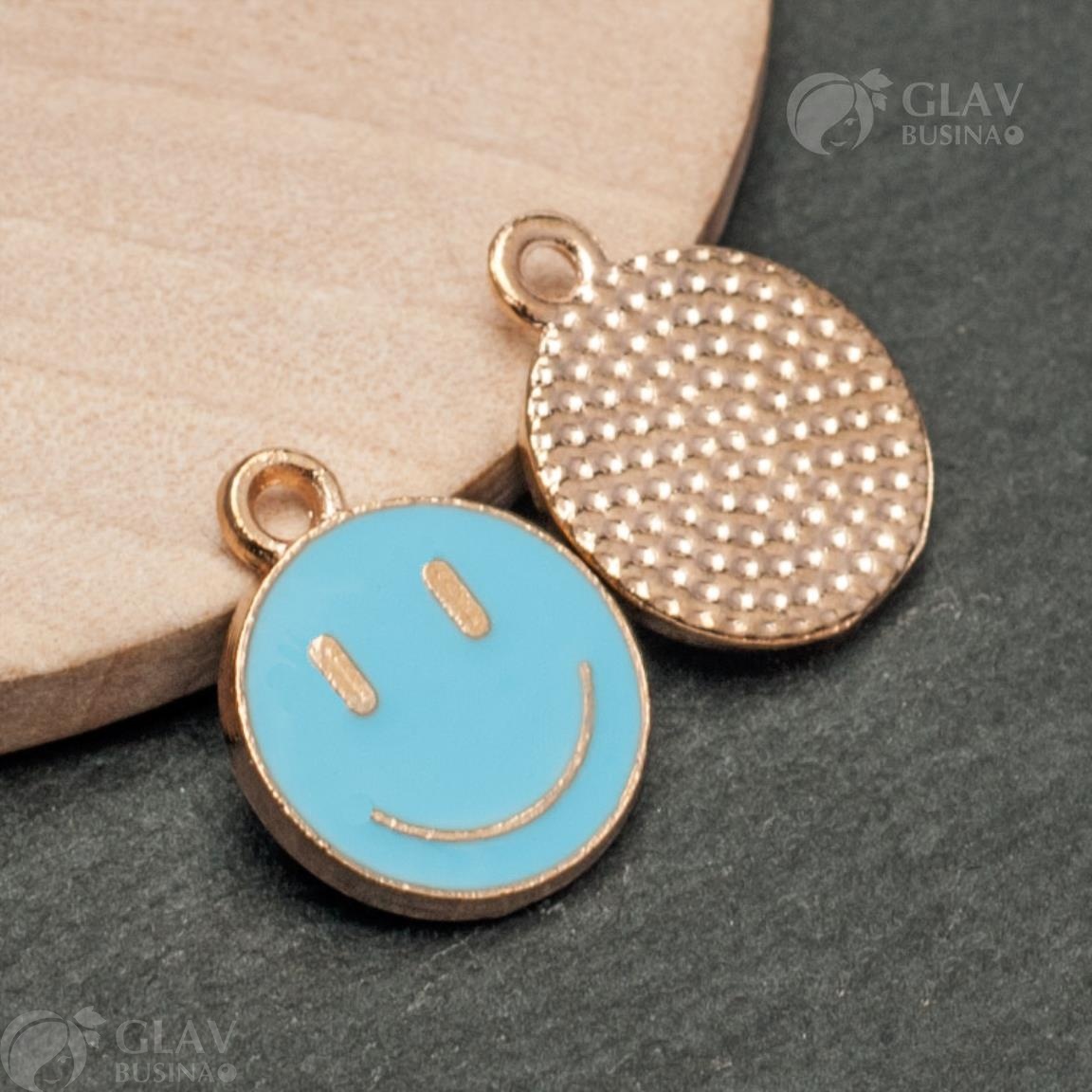 Подвеска эмалевая Смайлик голубой, р-р 15х12мм, отв-е 1.5мм,цвет металла золото.