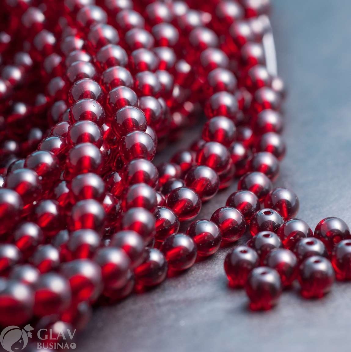 Бусины-шарики 6мм из прозрачного стекла, цвет гранатовый, отв. 1мм.