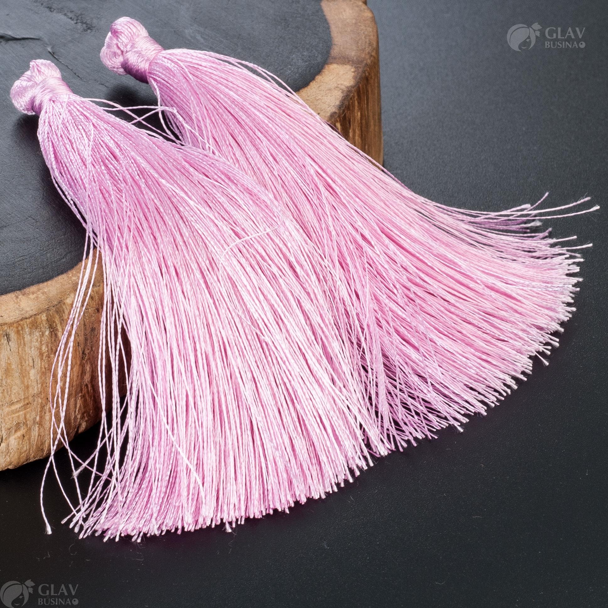 Шелковистая розовая кисточка для украшений, блестящая и пышная, размером 90х8мм, весом 2.8г, многофункциональная для сережек, колье, браслетов, декора предметов.