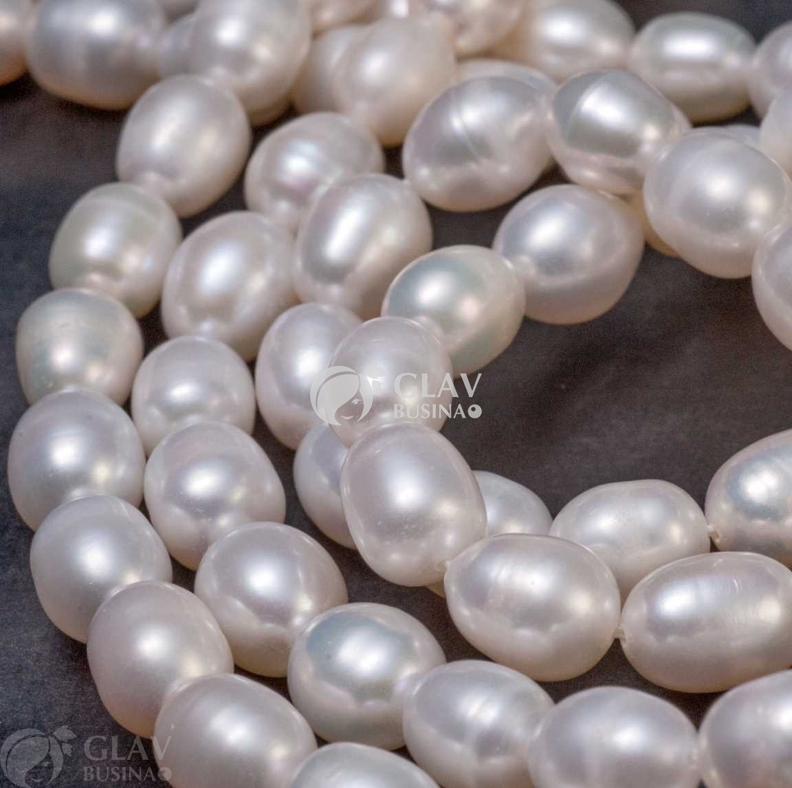 ОПТ (10 бусин) Жемчуг пресноводный, натуральный, рис круглый, р-р 7-8х8-9мм, отв. 0.8мм, белый.