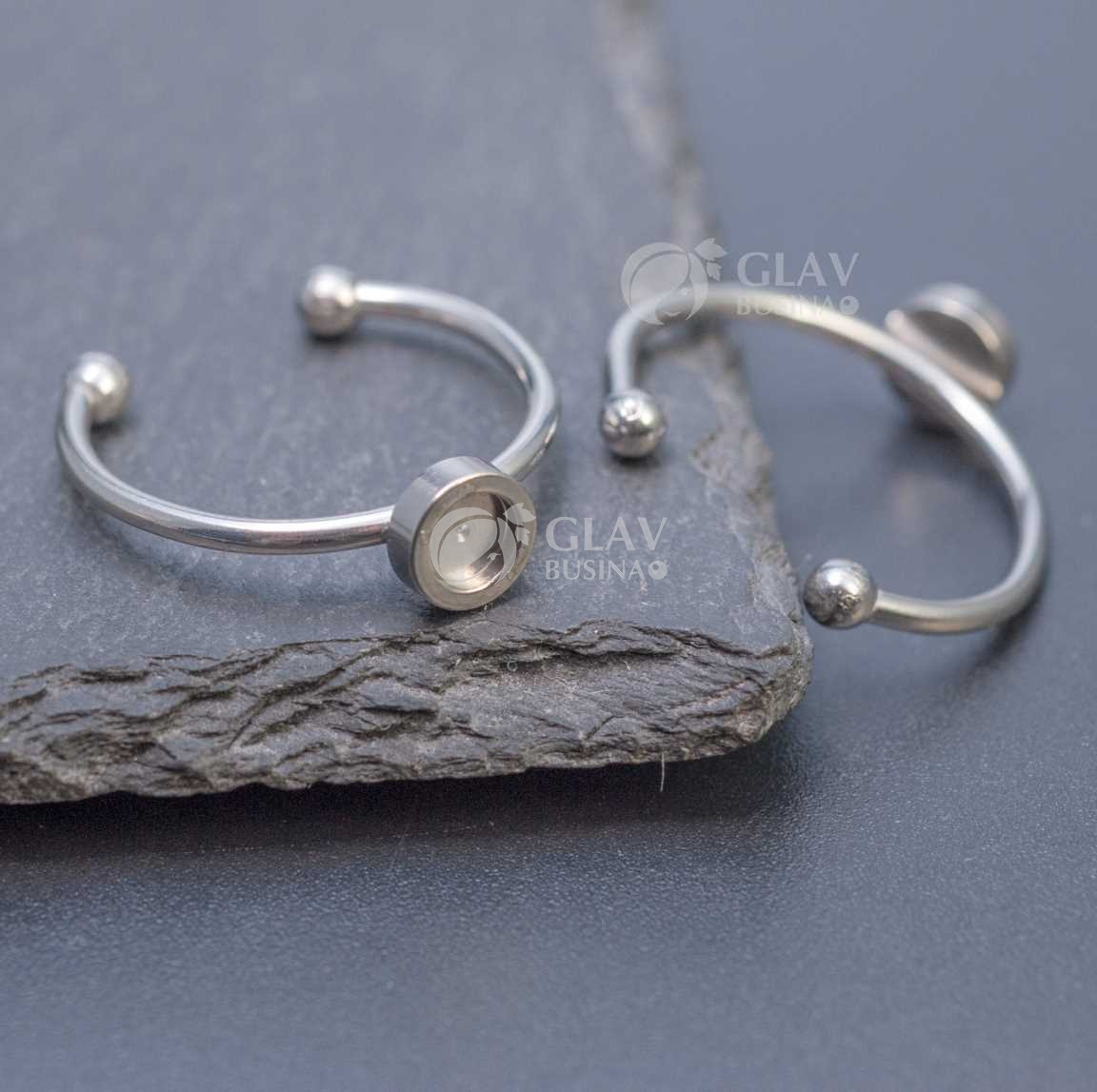 Основа кольца, сеттинг 4 мм с толстым бортиком, универсальный размер, нержавеющая сталь.