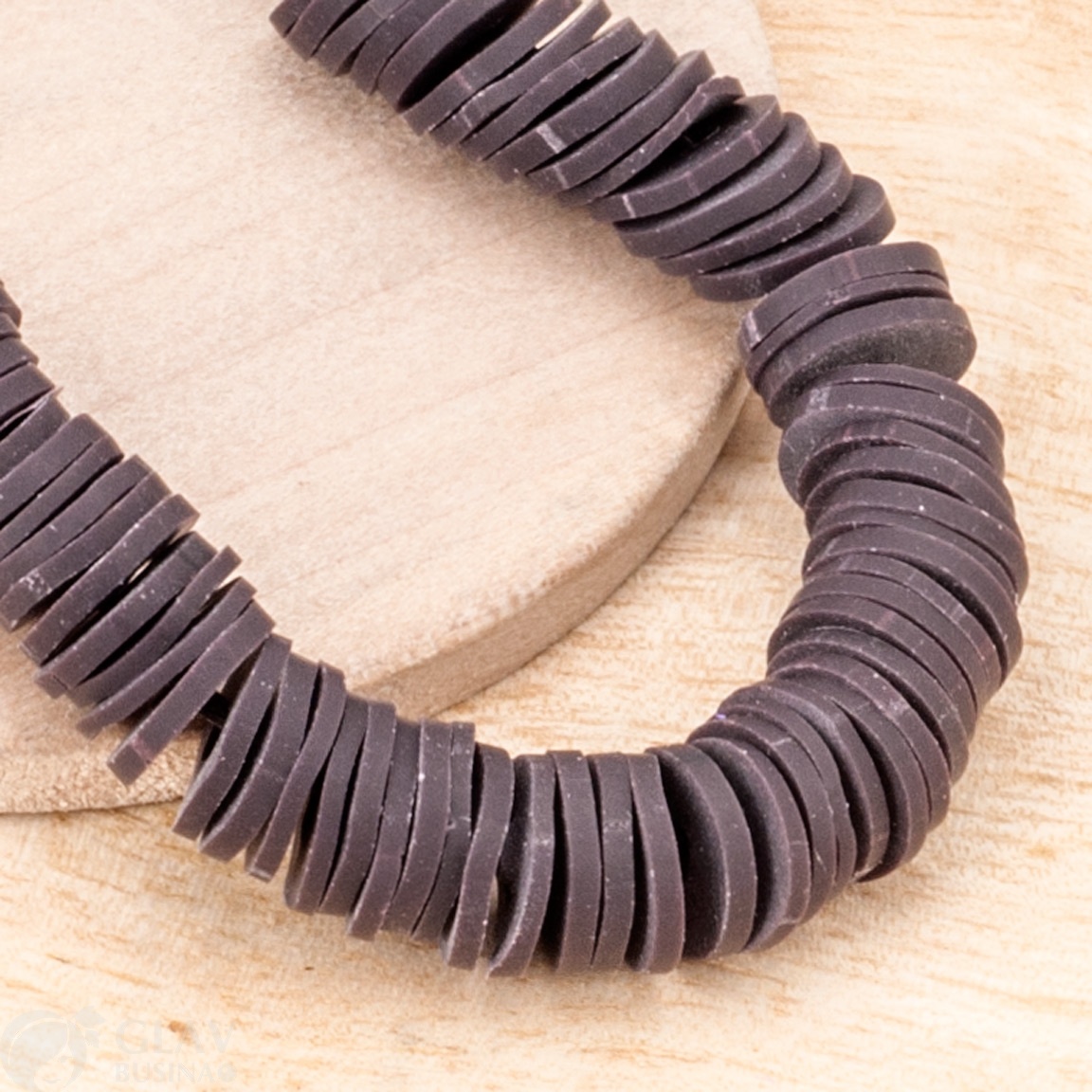 ОПТ (150 гр.) Низка бусин хейши из полимерной глины, цвет темный шоколад (коричневый), 22 см, вес 15гр., ок 200 бусин, р-р 8х1мм, отв 2 мм.