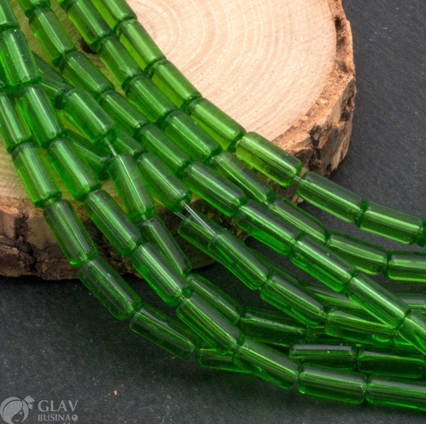 Бусины-цилиндры из зеленого стекла, 10х6мм, отв-е 0,8мм, длина 32 см / 32 бусины