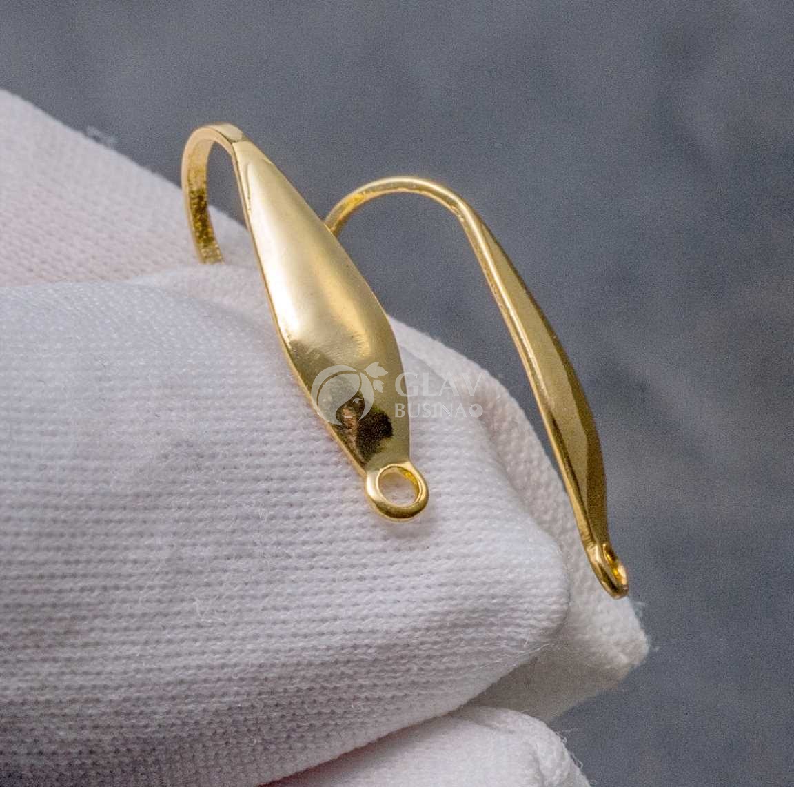 Швензы-крючки стальные каплевидные, натуральная позолота 18K, 20х5х0.7мм, отв-е 1,2мм.