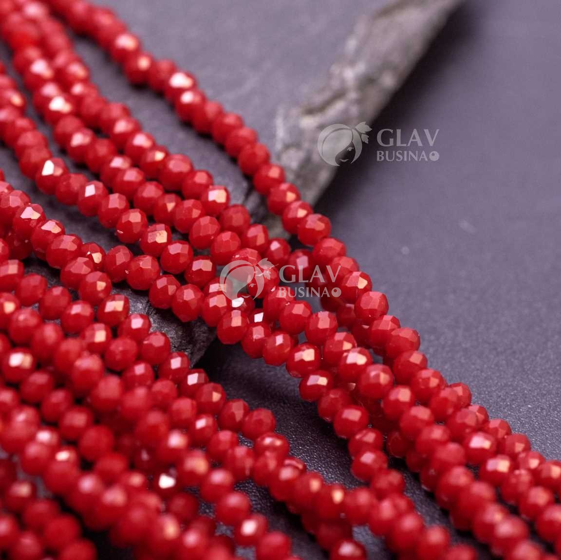 Бусины-рондели граненые стеклянные не прозрачные, р-р 2х2.7 мм, нитка 29 см/150 бус., цвет темный кармин.