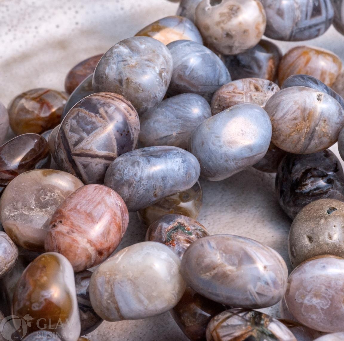 ОПТ (10 бусин) Бамбуковый агат, гладкие бусины -галтовка с естественными неровностями, средний р-р 15х11мм, отв. 1мм.