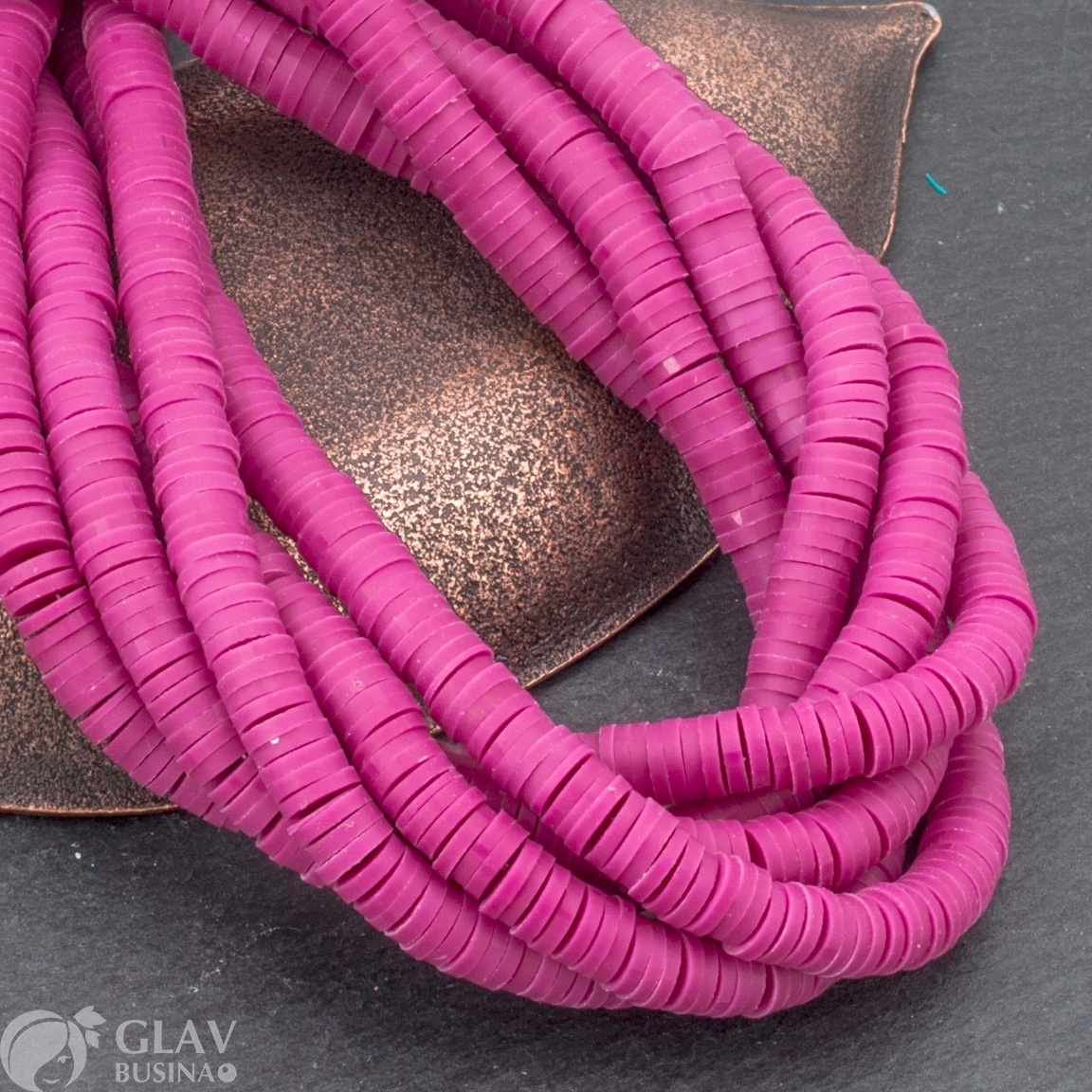 ОПТ (10 ниток) Нитка плоских бусин из полимерной глины,  р-р 6х0,5-1мм, отв. 1,25мм, в нитке 160 бусин / 20см, цвет фуксия.