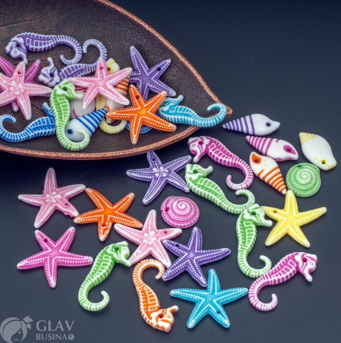 Бусины акриловые не прозрачные микс морских обитателей, от 11 до 24мм, отв. 1мм, в 10 гр (17-23 бусины).