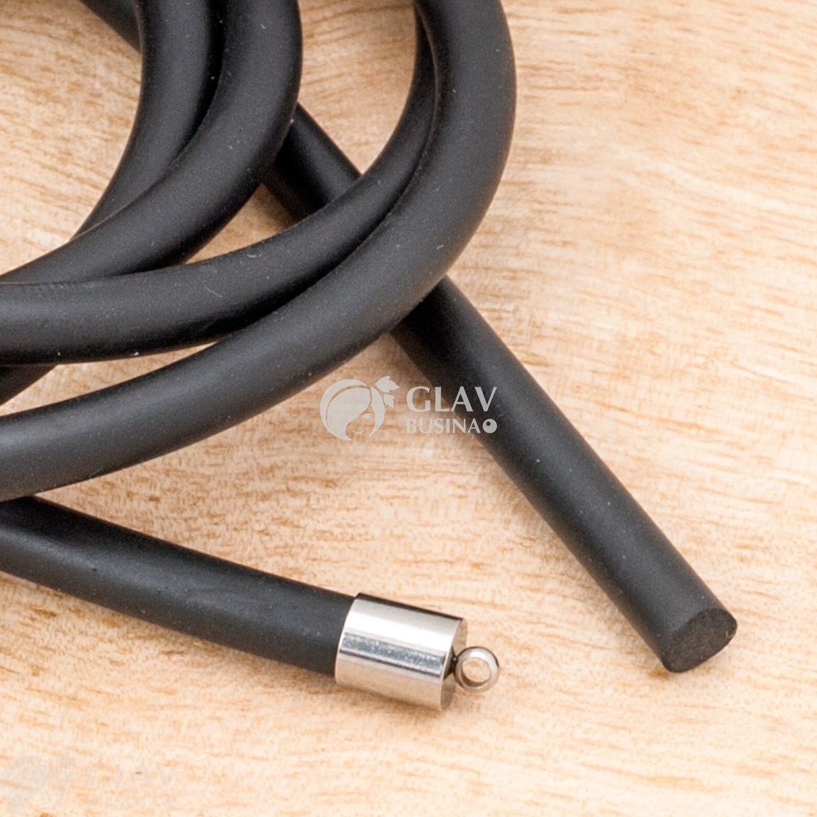 ОПТ (2500 См) Шнур каучуковый без отверстия, цвет черный, матовый, эластичный, 4мм.