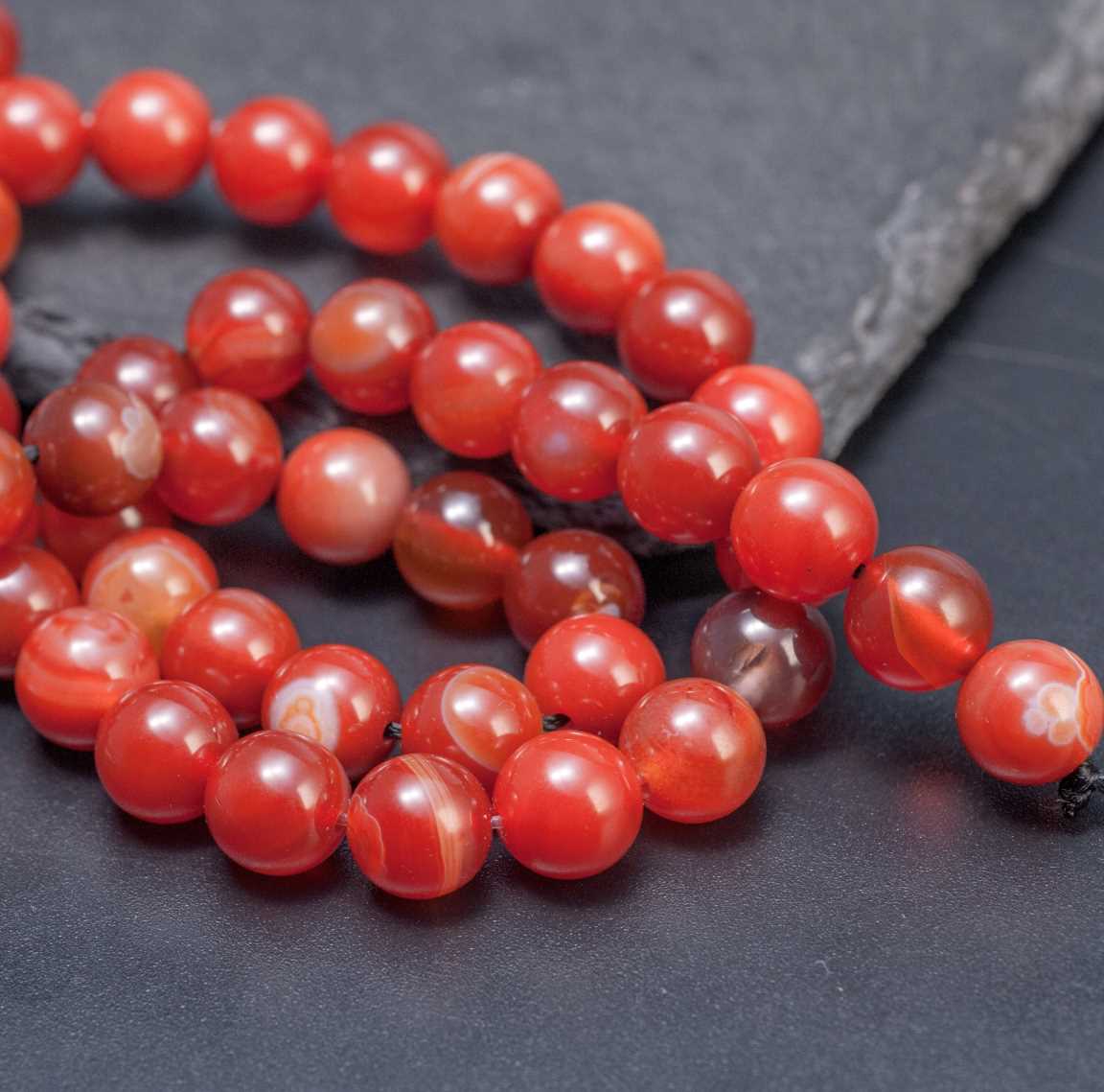 Нитка гладких полупрозрачных кракелированных бусин агата, шар, 8мм, отв 1,6м, цвет тонирования тигровая орхидея (красно-коричневый), в нитке 23 бусины / 18см.