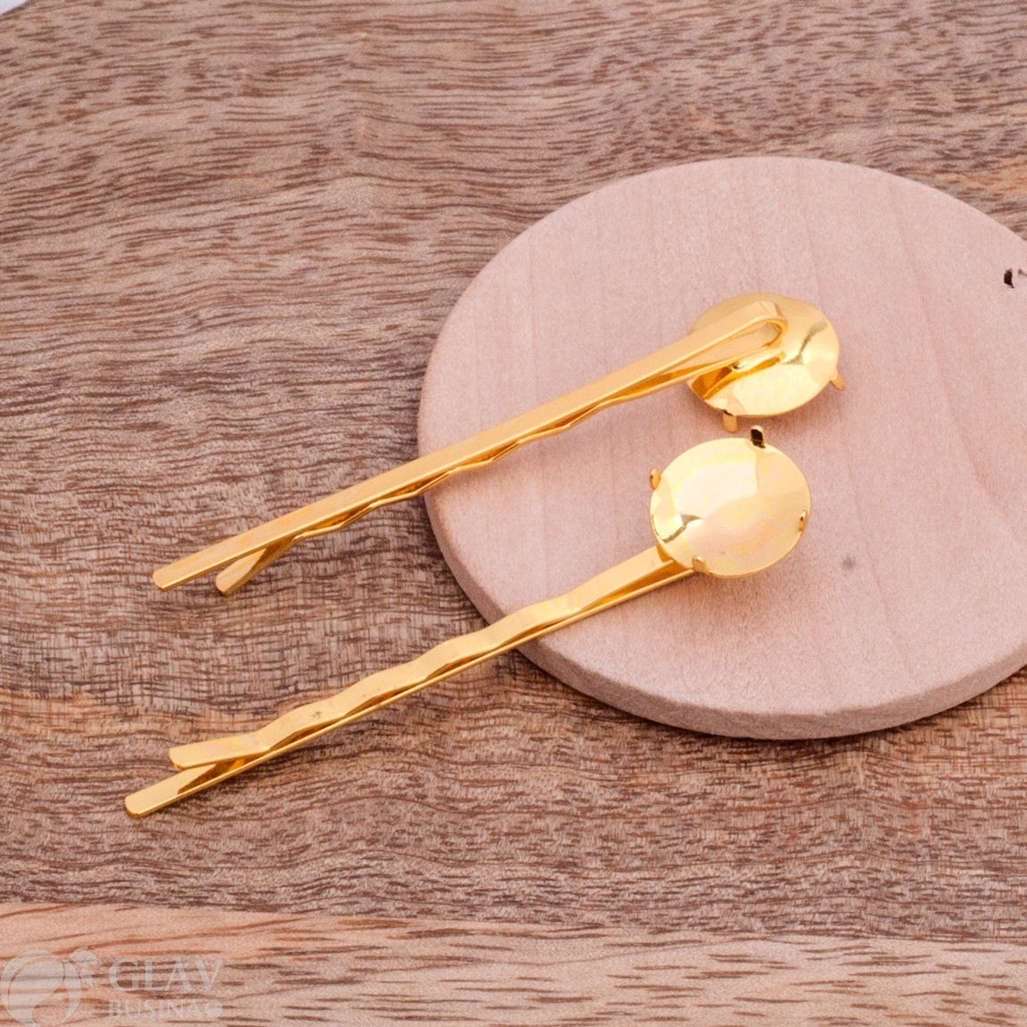 ОПТ (10 шт) Заколка-невидимка с вогнутым сеттингом и ситечком, железо-латунь, р-р 60мм, сеттинг 13мм, цвет желтое золото глянец