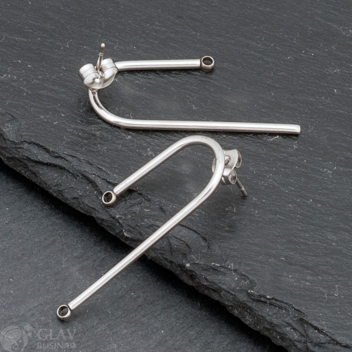 ОПТ (10 пар) Пуссеты Дуга из хирургической стали р-р 37х15х1.6мм, штифт 0.8мм, отв-я 1.2мм. с заглушками, цвет натуральный.