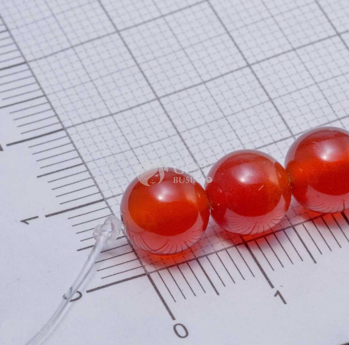 ОПТ (100 бусин) Красный агат полупрозрачный, гладкие полированные бусины, шар, р-р 8мм, отв. 1мм.