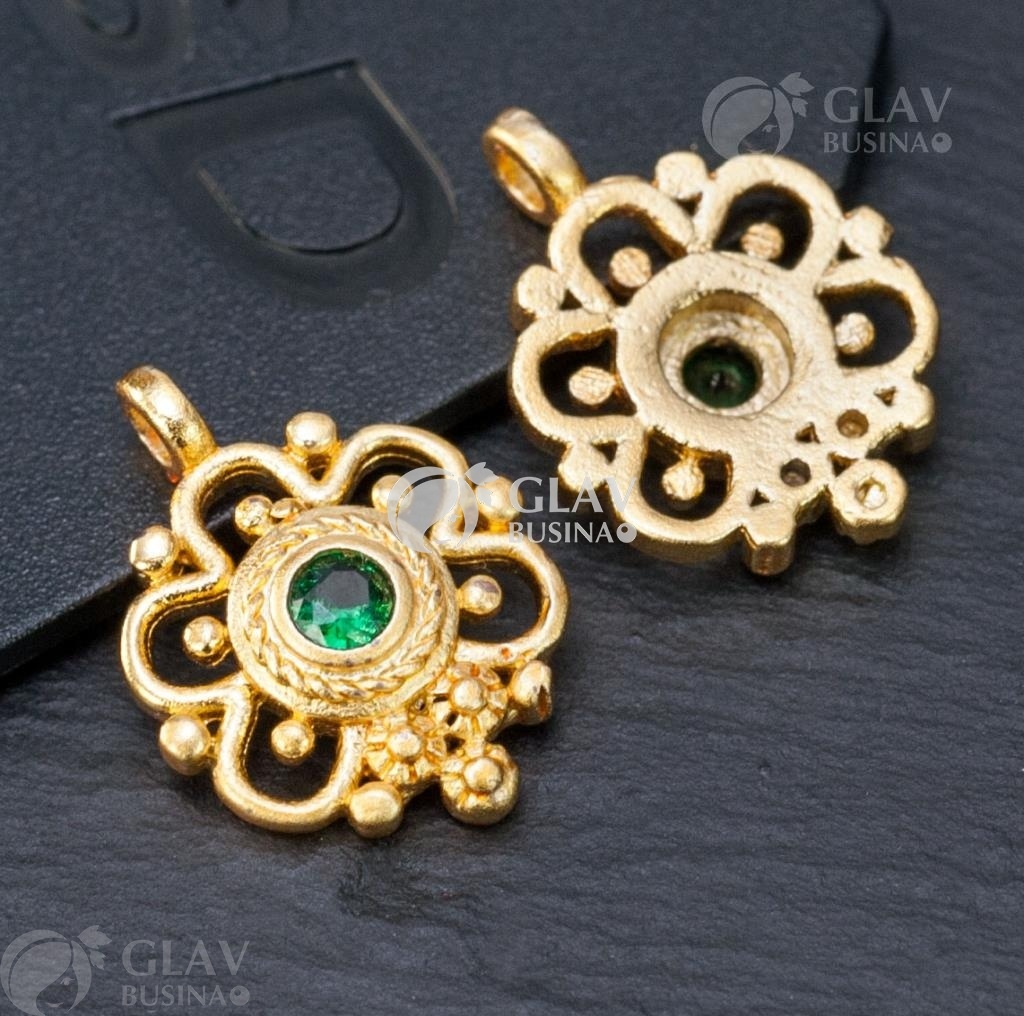 ОПТ (10 шт) Подвеска латунная и изумрудной стразой, р-р 15х11х4мм, отв-е 1.6мм, цвет желтое золото.