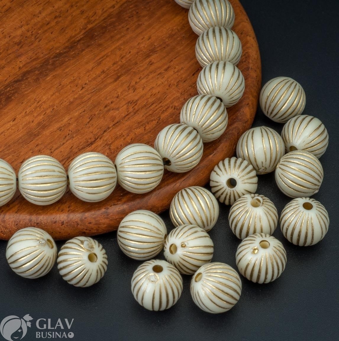 ОПТ (200 бусин) Бусины акриловые не прозрачные гофре, цвет слоновой кости с золотом, 10мм, отв. 1,5мм.