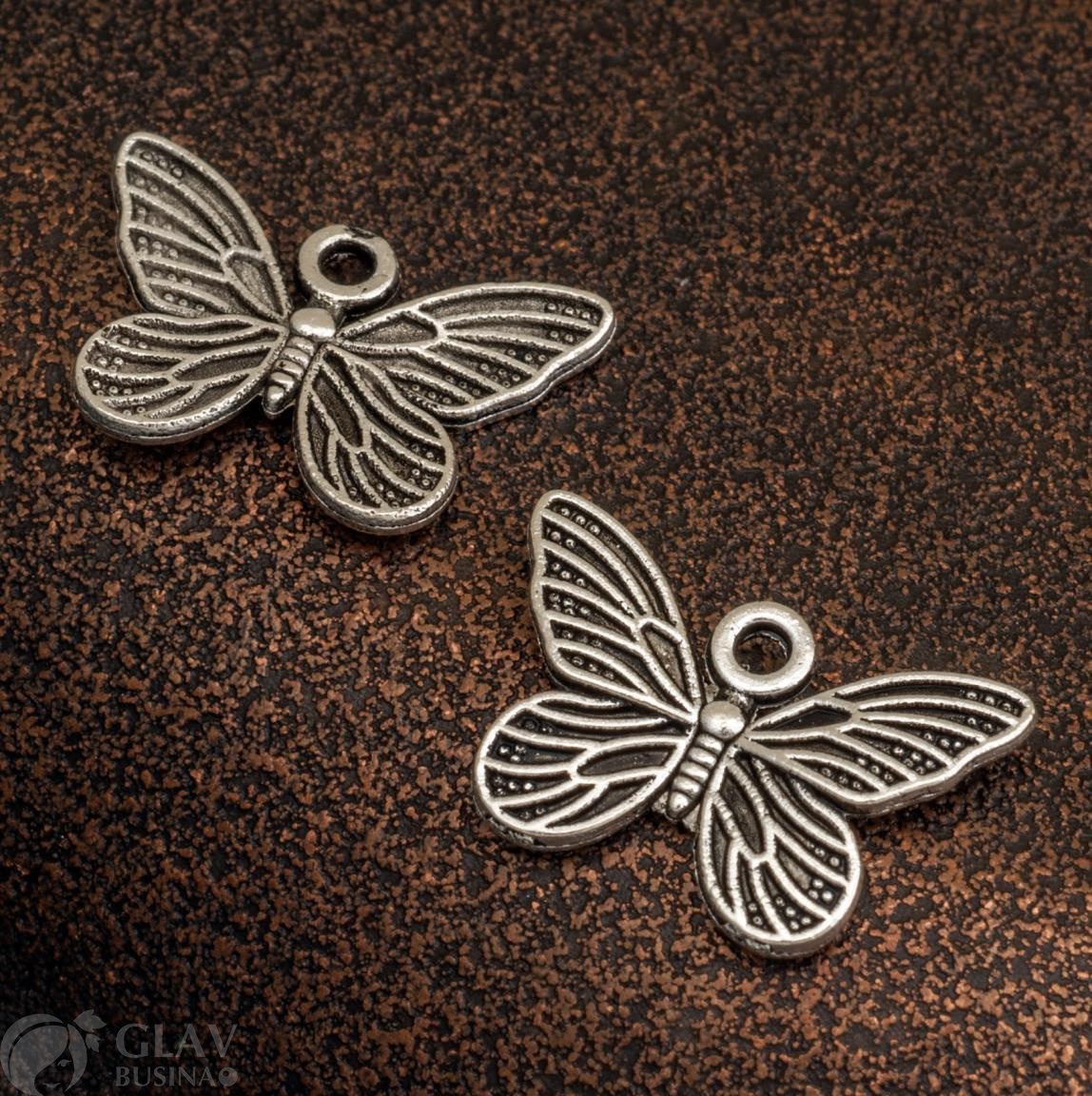 Подвеска двусторонняя из бижутерного сплава, бабочка, 11х16х2мм, отв. 1,7мм, античное серебро.