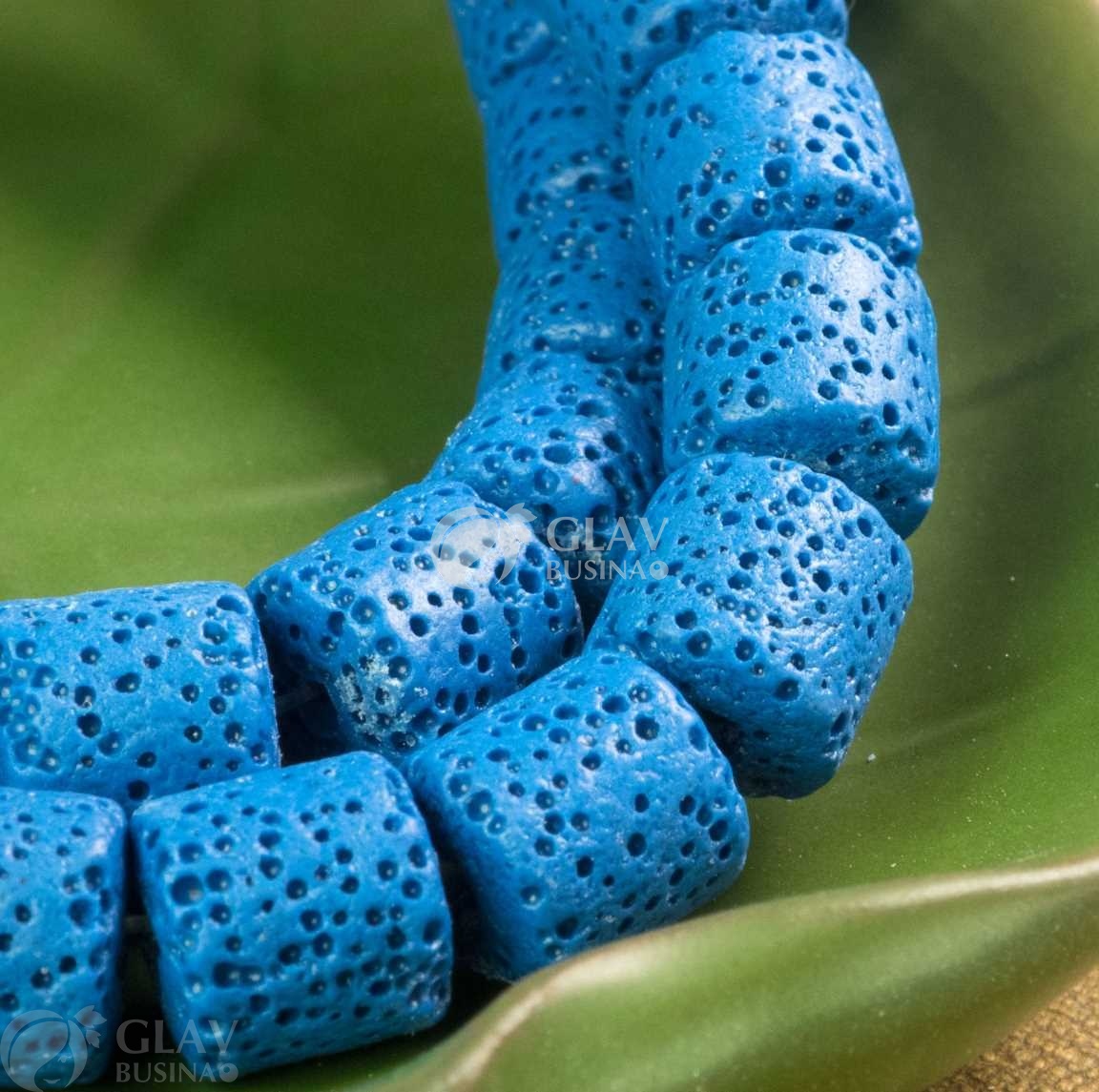 ОПТ (20 бусин) Бусины-цилиндры из натуральной лавы, тонированные, синие, р-р 10х10мм, отв-е 1мм.