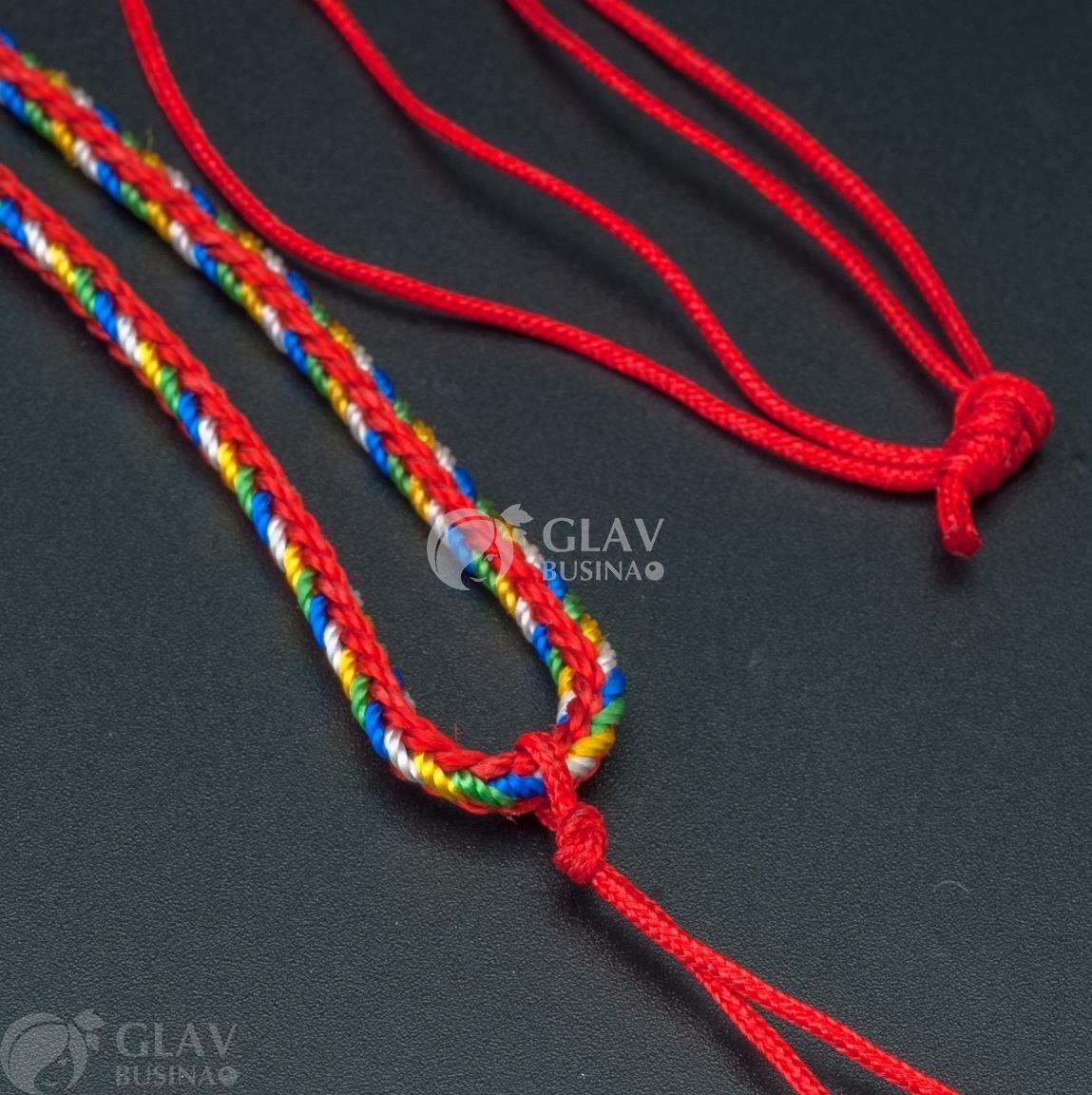 ОПТ (100 шт) Основа для колье из полиэстрового шнура, 2,6мм х 60см, регулируется до 45см, на скользящем узле с бейлом-ниточкой, цвета красный с белым, желтым, зеленым и синим.